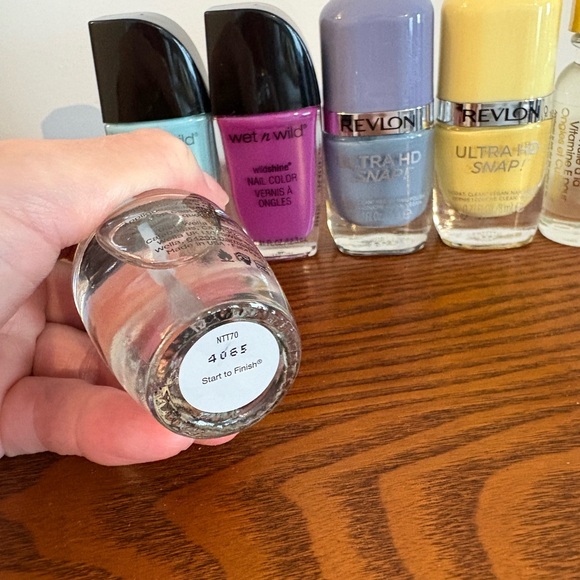 OPI, Sally Hansen, Revlon, Wet n Wild Nail Care Set - Picture 3 of 15